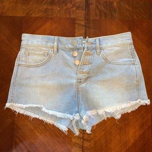 Washed out bullhead Jean shorts